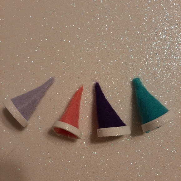 Elf or Santa miniture doll or figure accessories set of 4 - Picture 2 of 3